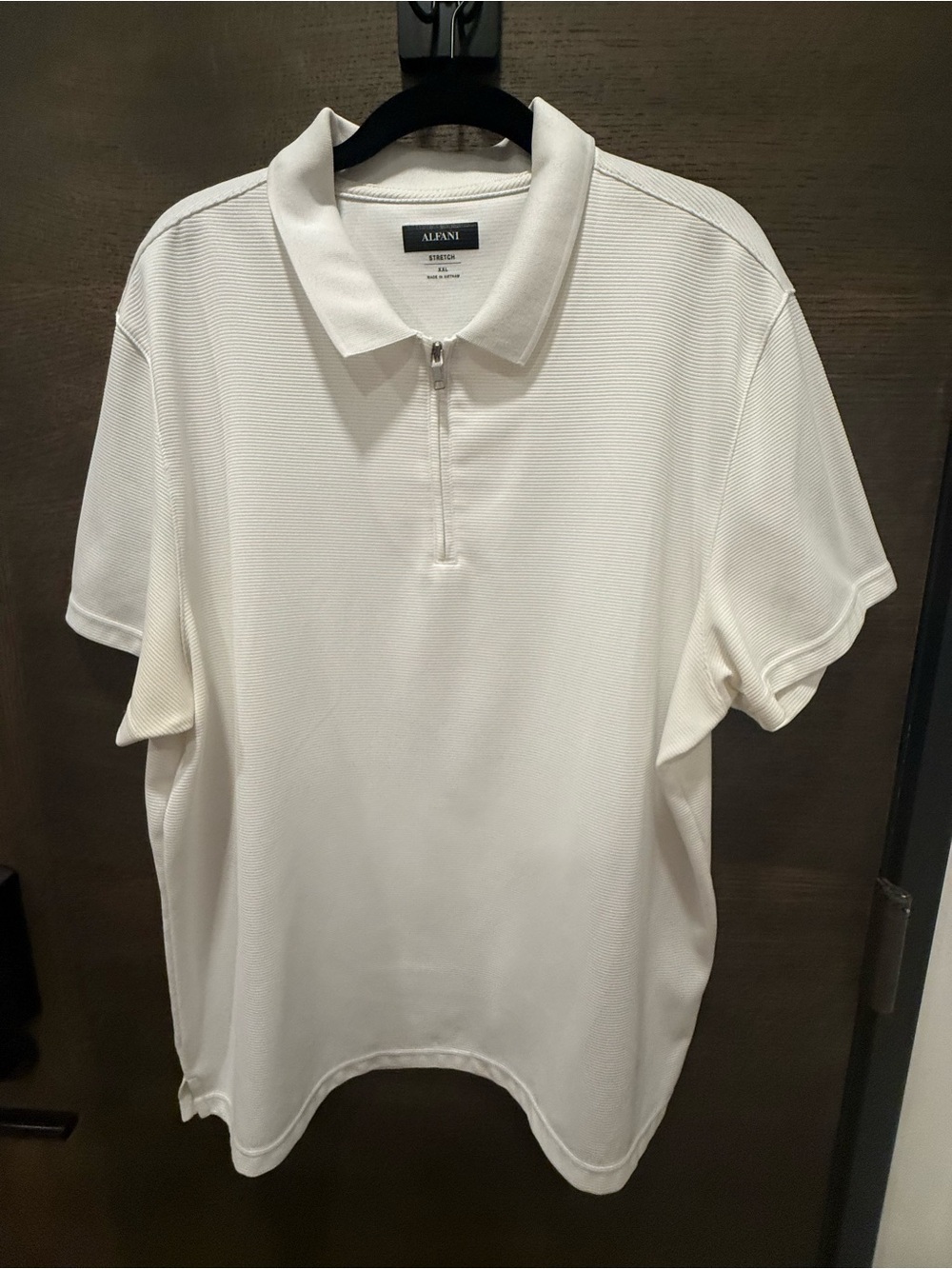 Alfani Men’s White Short-Sleeve Half-Zip Polo